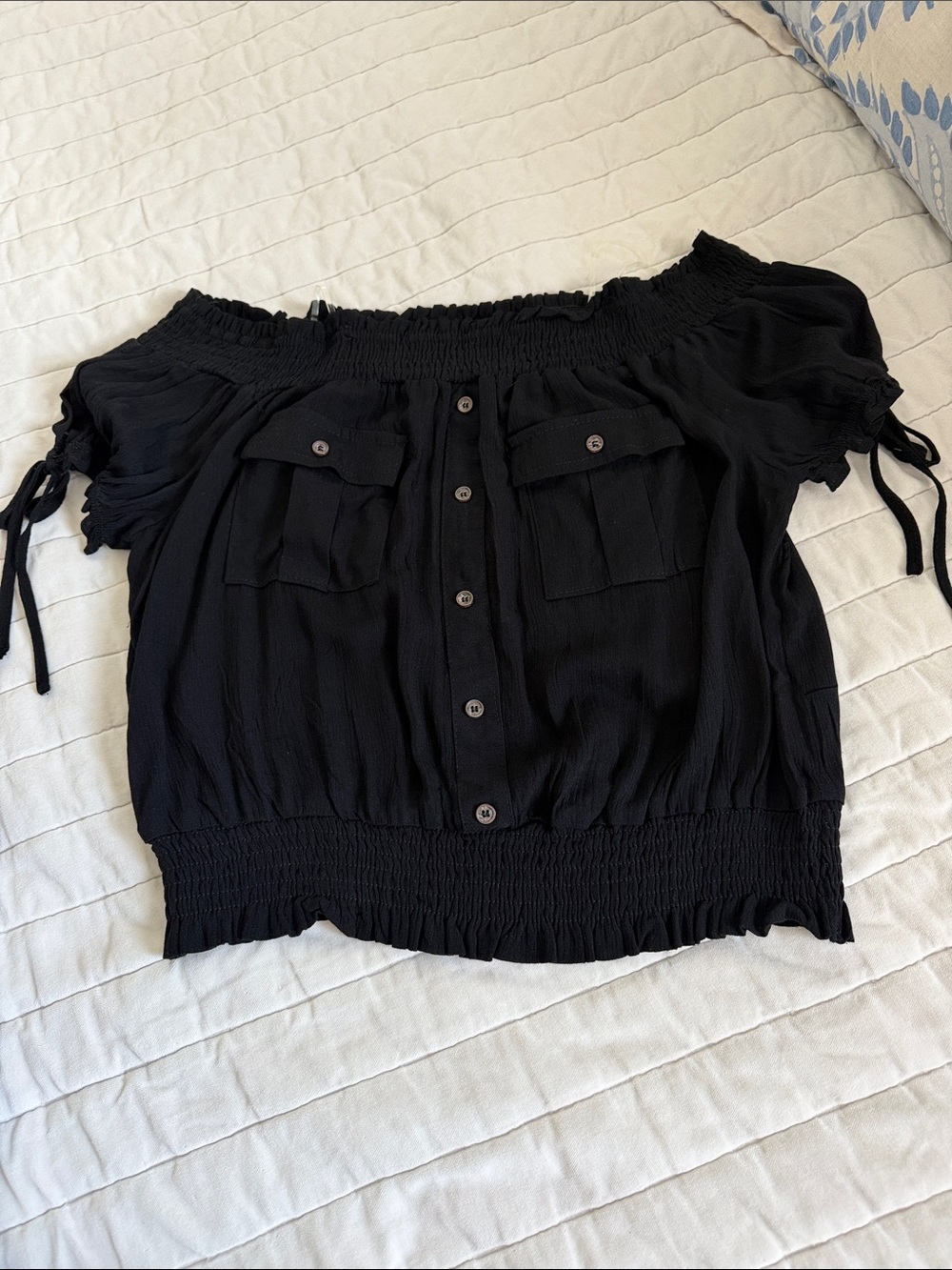 Black Off-Shoulder Smocked Waist Women's Top M nwt